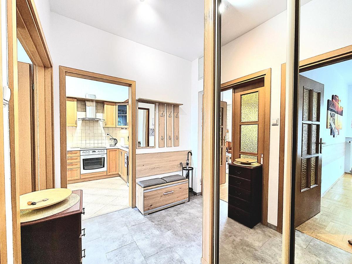 Saska Kepa Apartment وارسو المظهر الخارجي الصورة